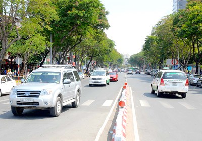 Cars plying on Le Loi Street in District 1 of HCMC will be charged a toll fee in future (Photo: SGGP)
